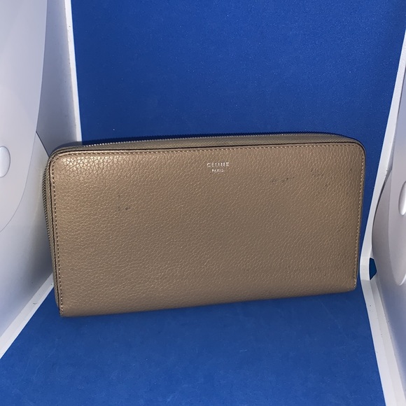 Celine Wallet continental  Large Zip Around Wallet Calfskin 
By Phoebe Philo - Picture 5 of 15